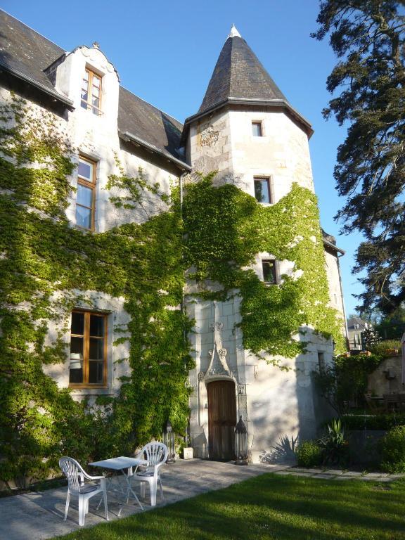 Bed and Breakfast Manoir De L'Abbaye Seuilly Pokoj fotografie