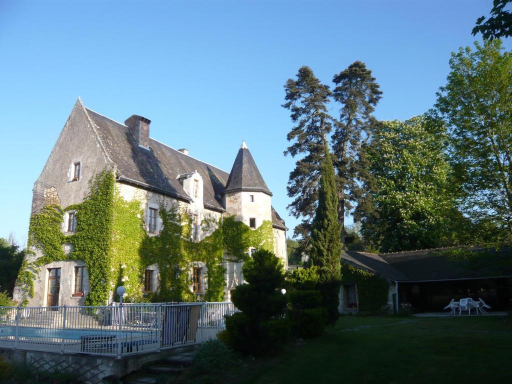 Bed and Breakfast Manoir De L'Abbaye Seuilly Pokoj fotografie