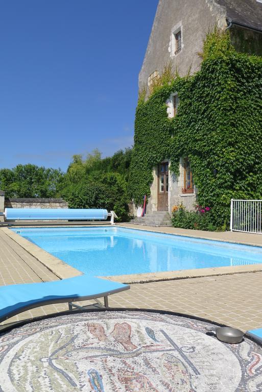 Bed and Breakfast Manoir De L'Abbaye Seuilly Exteriér fotografie